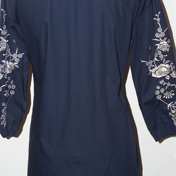 Stunning Quinpei.er Minidress beautiful embroidery - Picture 4 of 5